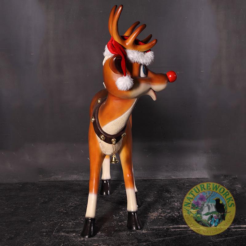 Natureworks Australia Reindeer_Standing_090078- with Santa hat -front view