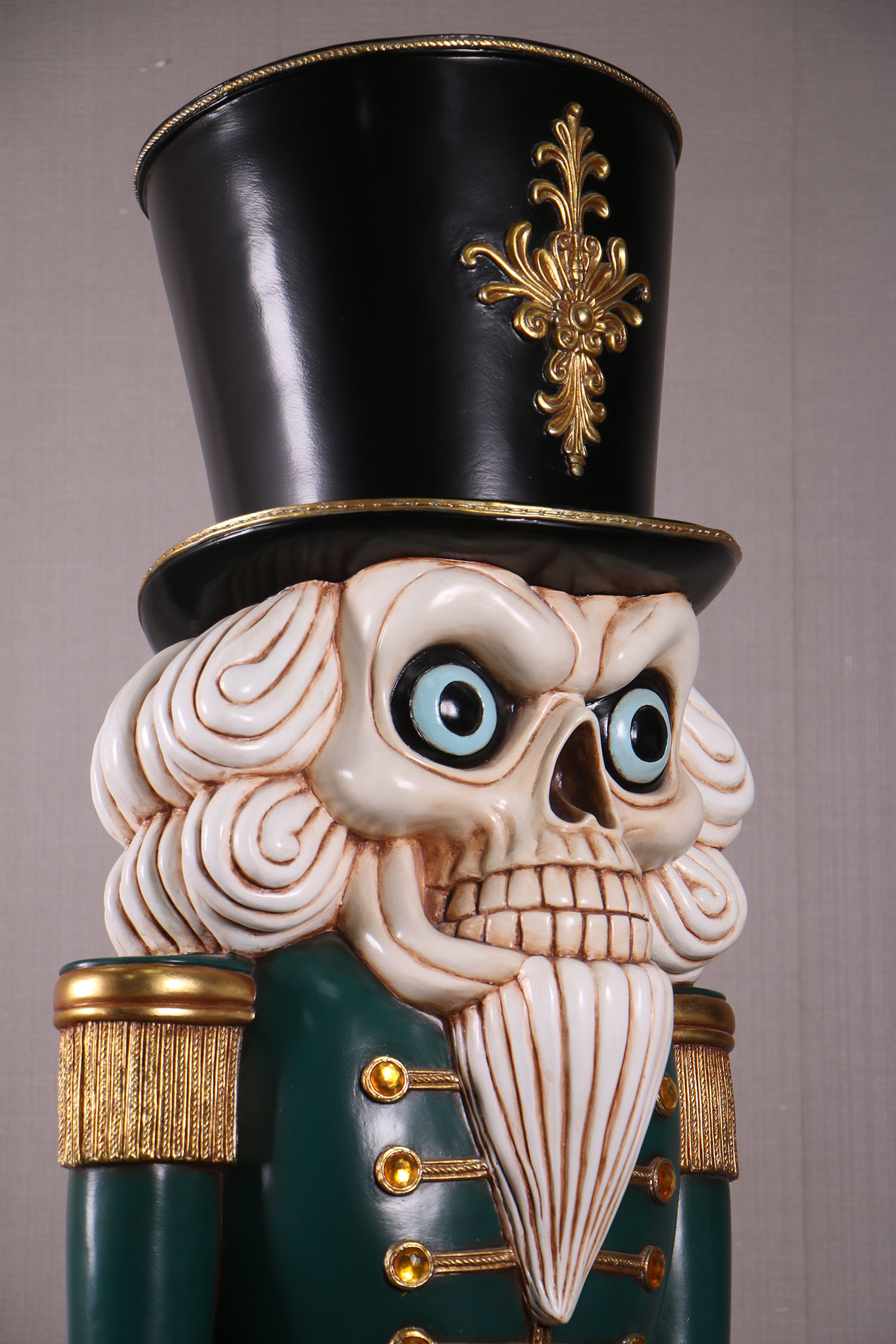 Natureworks Australia Scary Nutcracker - 250077-angle view of head close up-