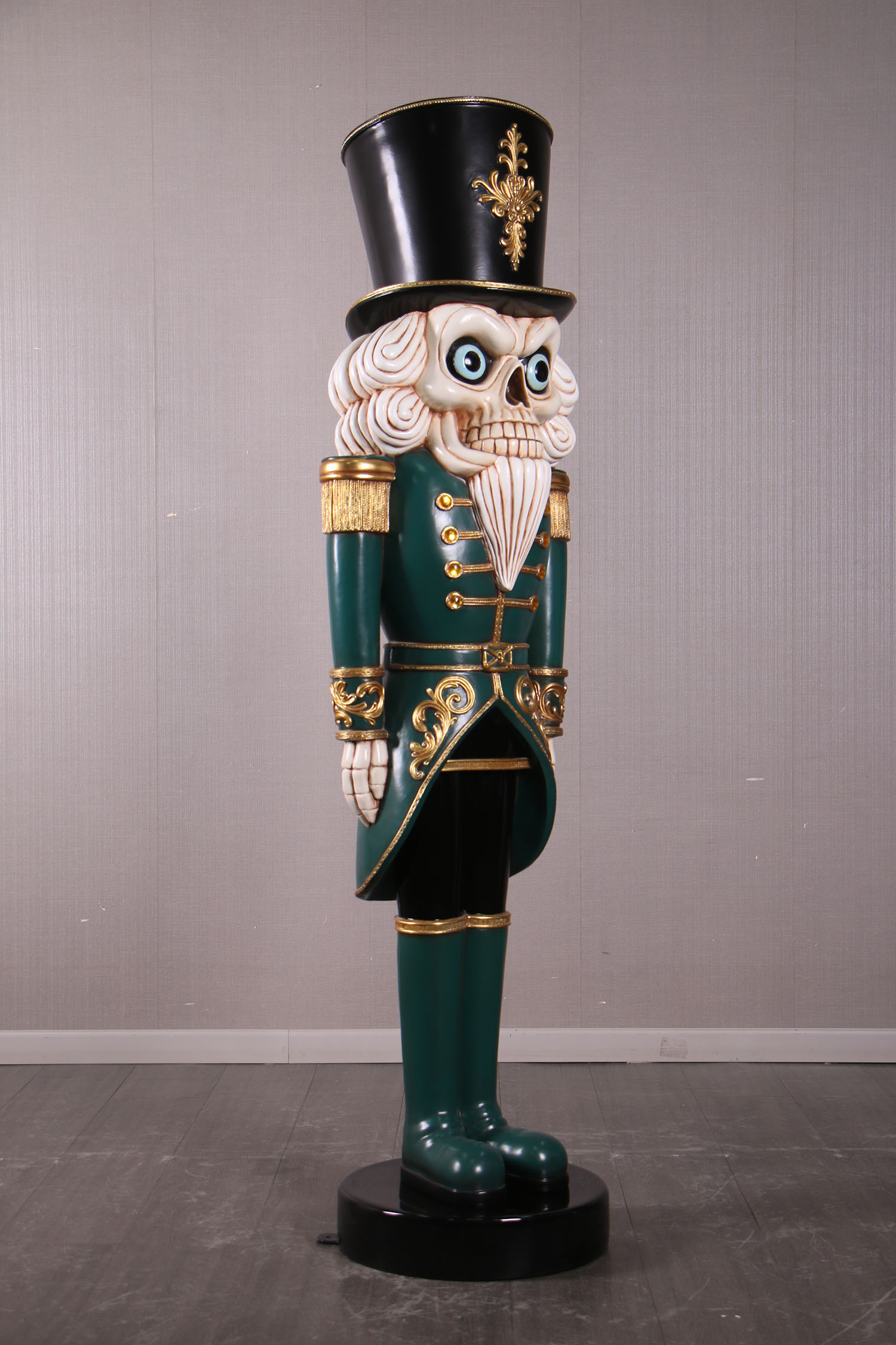 Natureworks Australia Scary Nutcracker - 250077-Angle view showing entire nutcracker