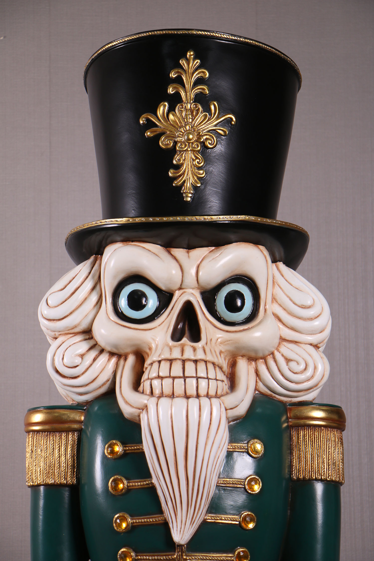 Natureworks Australia Scary Nutcracker - 250077-- close up of head front view