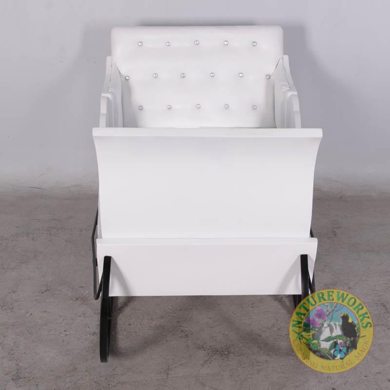 Natureworks Australia Christmas sleigh - Jumbo white-110096W- front view