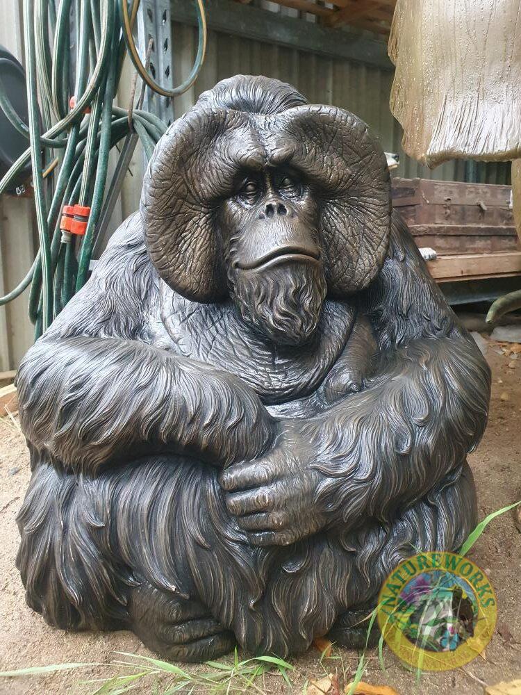 Orangutan Male Sitting - Bronze